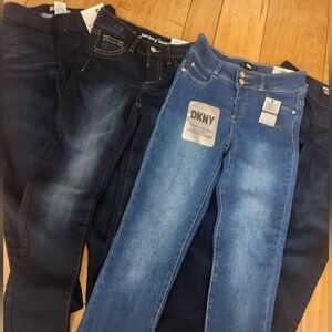 Girls Jeans bundle size 8 - NEW
